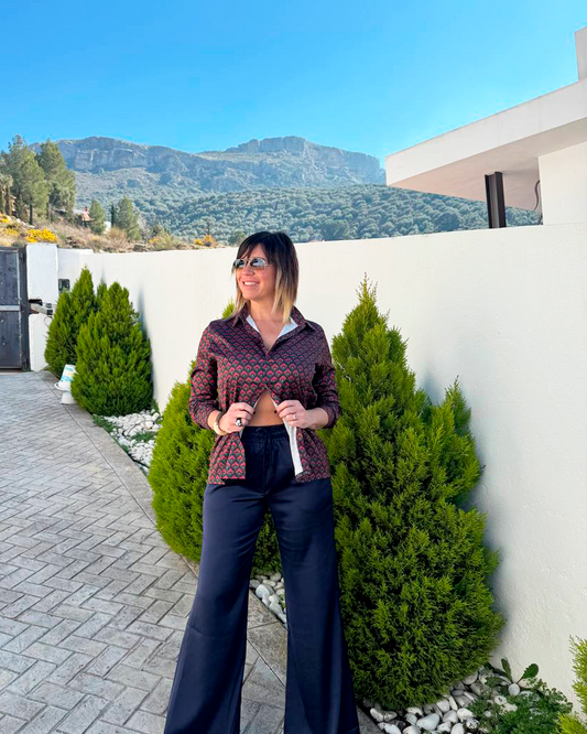 Blusa Flor Retro